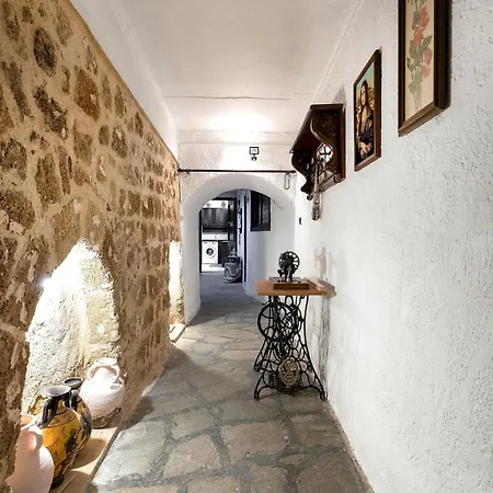 Levent Traditional Rhodes Castle بيت للعطل Rhodes City