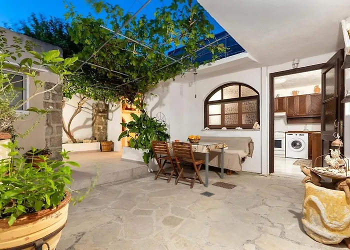 Levent Traditional Rhodes Castle Holiday home Rhodes City