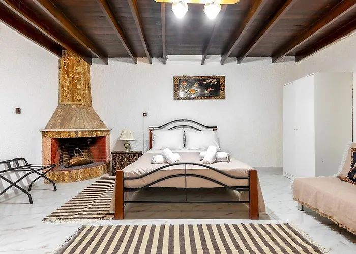 Levent Traditional Rhodes Castle Holiday home